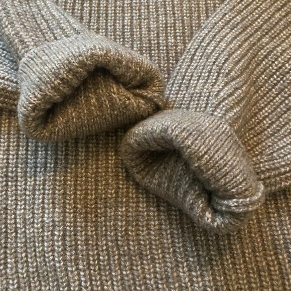 Massimo Dutti Ribbed Knit sweater thick knit turtleneck Italian yarn size small - Picture 9 of 11